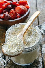 Flour in the spoon