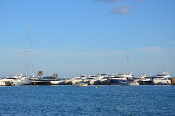 Obraz premium yacht luxe port de plaisance Cannes