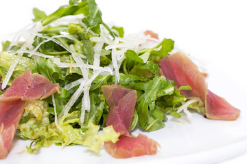 salad of arugula and tuna vegetables