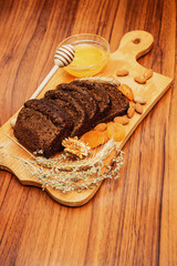 rye bread with honey