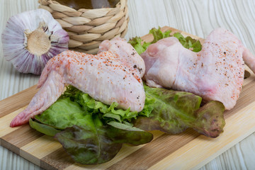 Raw chicken wings