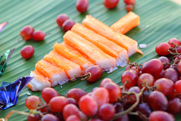 Christmas tree design of food