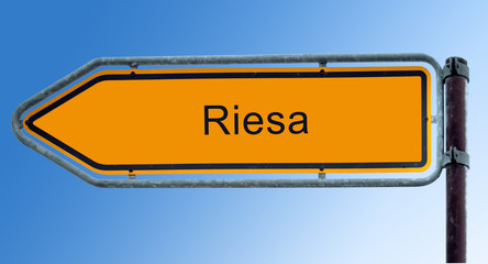 Strassenschild 7 - Riesa