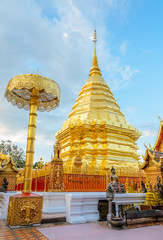 Naklejka premium Golden pagoda at Doi Suthep temple, landmark of Chiang Mai, Thai