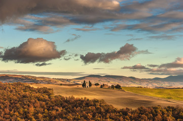 Obraz premium Very famous abandoned chapel Vitaleta, classic view of Tuscany,