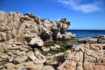 CORSE : ROCHES GRANITIQUES DES ILES LAVEZZI