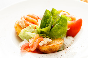 roasted potatoes with smoked salmon