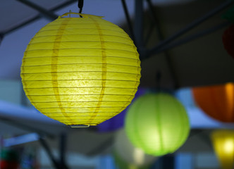 Obraz premium Colorful paper lamps