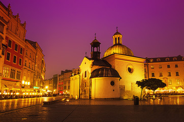 Fototapeta na wymiar St. Wojciech church at night