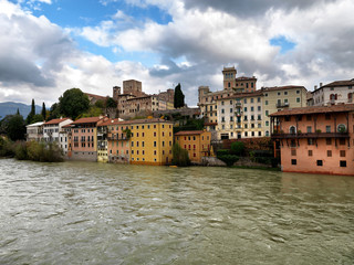 Fiume in piena