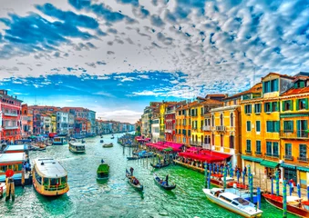 Fotobehang Venetië Uitzicht op het hoofdkanaal in Venetië, Italië. HDR verwerkt