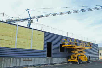 nacelle élévatrice sur un chantier