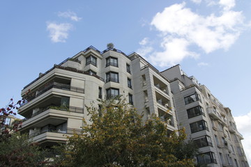 Immeuble moderne &agrave; Paris