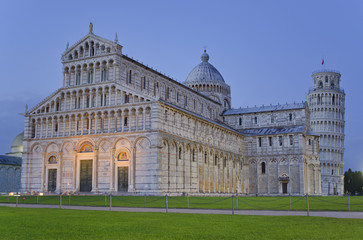 Fototapeta na wymiar Miracle's square in Pisa