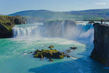 Obrazy  Piękny, żywy obraz panoramiczny z widokiem na islandzką wodę