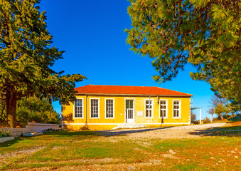 Fototapeta na wymiar the old school of Pigadi village at Peloponnese in Greece