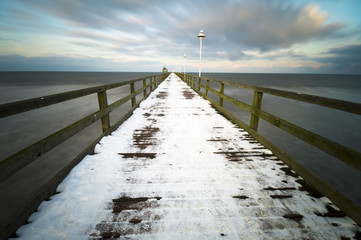 Molo zimową porą © Mike Mareen