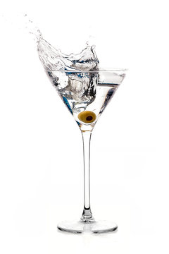 Dry Martini Cocktail with Big Splash