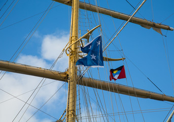 Fototapeta premium Clipper Mast with Antigua Flag