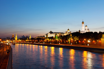 Fototapeta na wymiar Russia, Moscow, night view of Moskva River and Kremlin