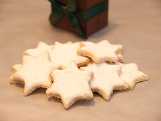 Cinnamon stars