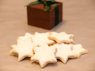 Cinnamon stars
