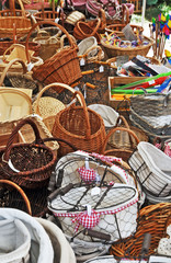 Panieri e cestini al mercato di Collonges la Rouge, Limosino