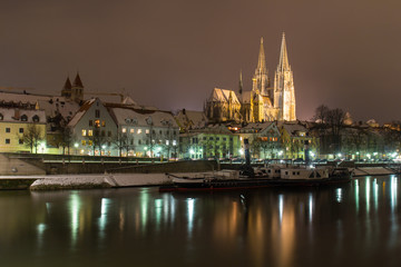 Fototapeta na wymiar Regensburg in Winter