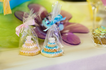 Elegant sweet table with cupcakes and other sweets for dinner or