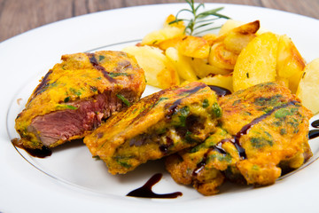 agnello impanato con patate 