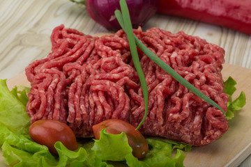 Raw minced beef
