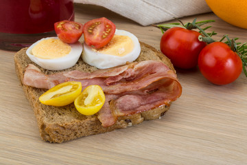 Bacon sandwich
