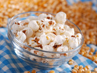 pop corn nella ciotola