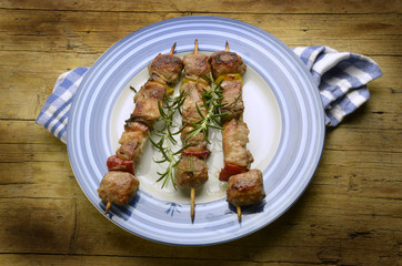 Meat skewers Pinchos de carne Spiedini di Expo Milano 2015