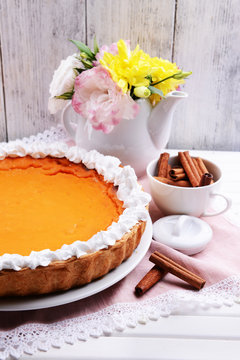 Composition of homemade pumpkin pie