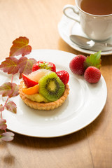 Tartelette aux fruits d'été et thé