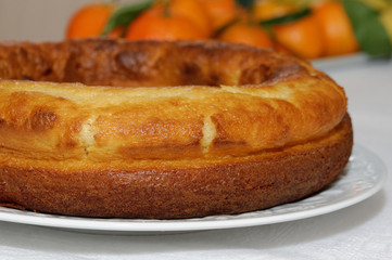 gâteau et fruits