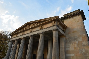 Obraz premium La Neue Wache à Berlin, mémorial 