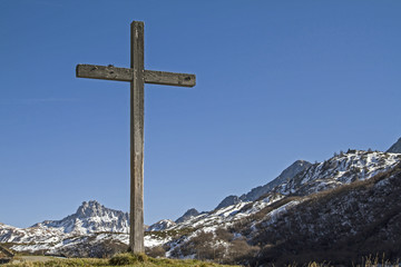 Gipfelkreuz im Gotthardgebiet