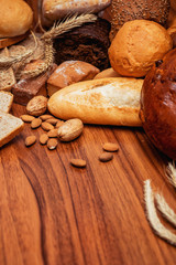 Obraz na płótnie Canvas different sorts of bread