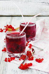 fresh red currant drink