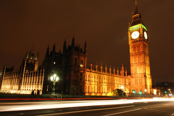 Fototapeta na wymiar The city hall London Eye and house of parliament