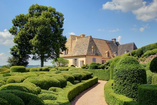 jardin topiaire en perigord