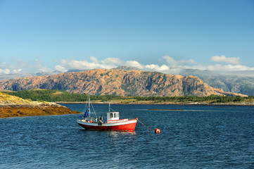 Norwegia ,  Sakrisoy, kuter rybacki © janmiko