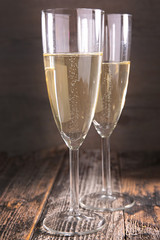 champagne glasses