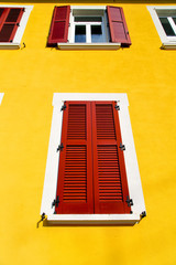 red window  varano    abstract  sunny day      blind in the conc