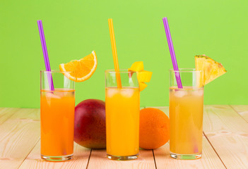 Sweet juices and fruit slices