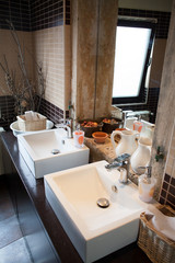 public toilet indoor
