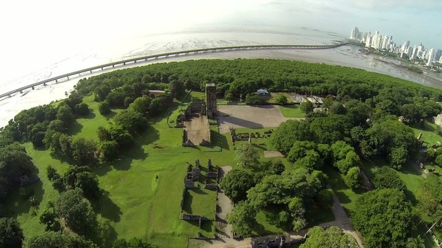 Panama La Vieja, old Spanish city destroyed by pirates.