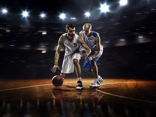 Gardinen Two basketball players in action © 103tnn